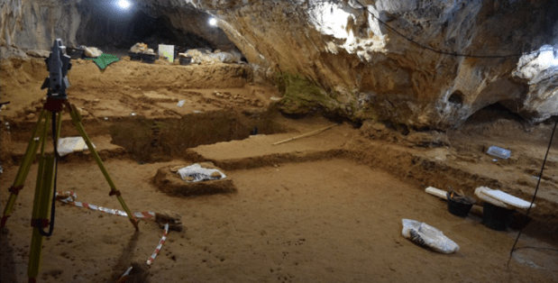Resiliencia de los neandertales en Prado Vargas y el rebautizo de Vera, en realidad&nbsp;niño